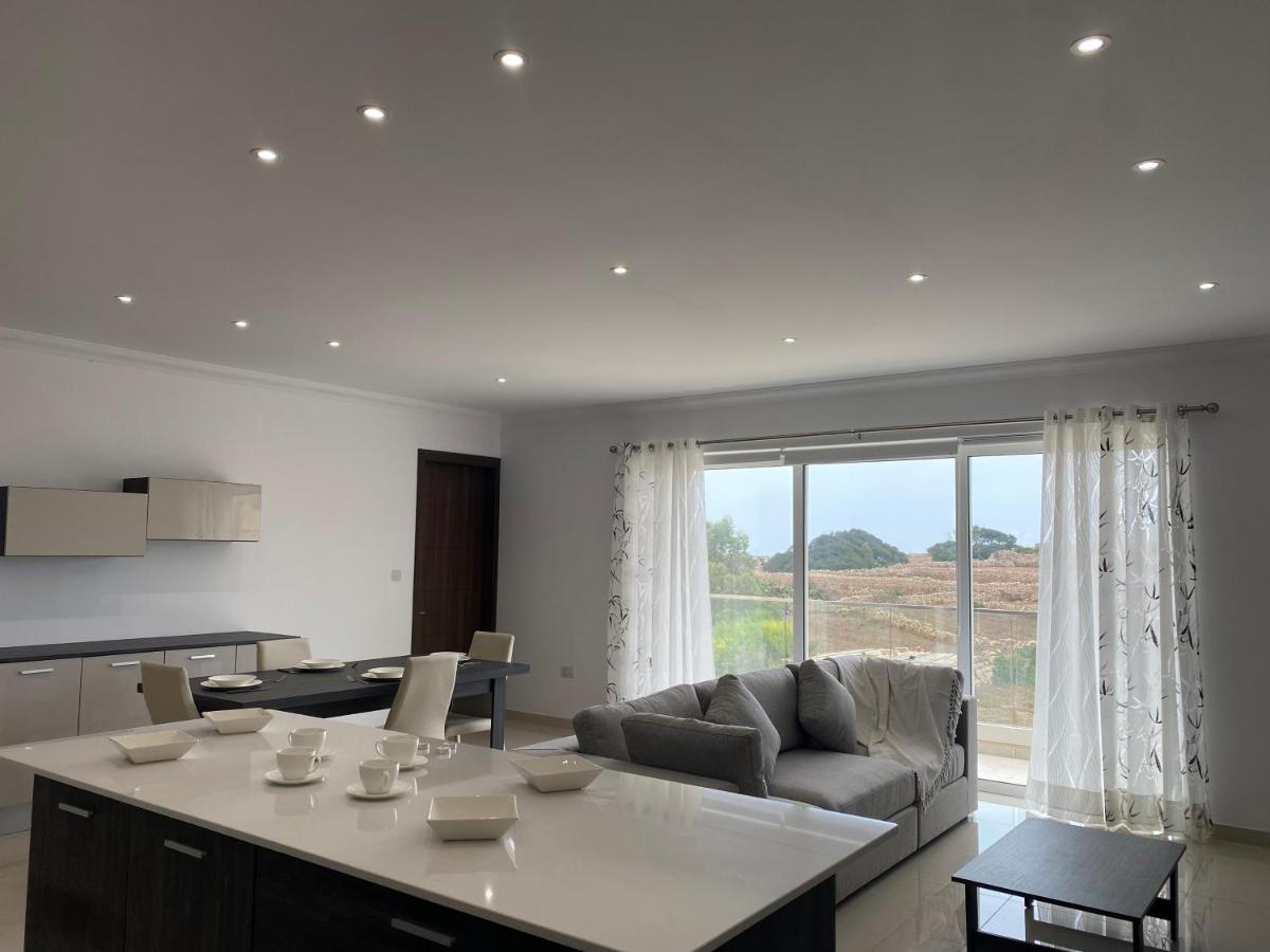 New 3 Bedroom Apartment Close To Airport Zurrieq エクステリア 写真