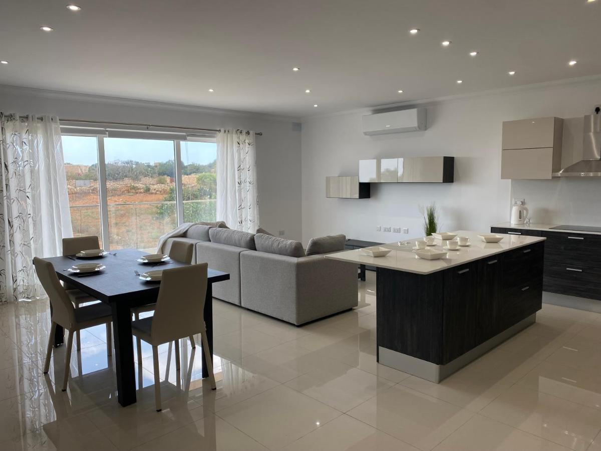 New 3 Bedroom Apartment Close To Airport Zurrieq エクステリア 写真